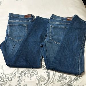 Hollister Mid-Rise super skinny. Size 15R.
Soft stretch.
Lightly used. 3 pairs